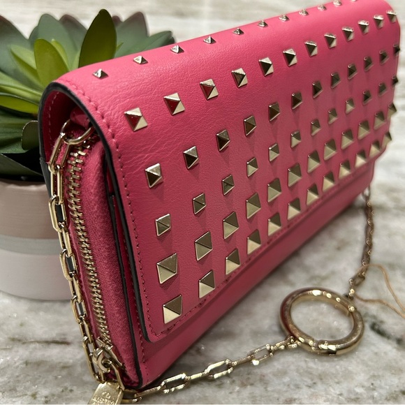 Valentino Garavani Excellent Condition Pink Rock Stud Pink Flap Bag - Picture 3 of 14